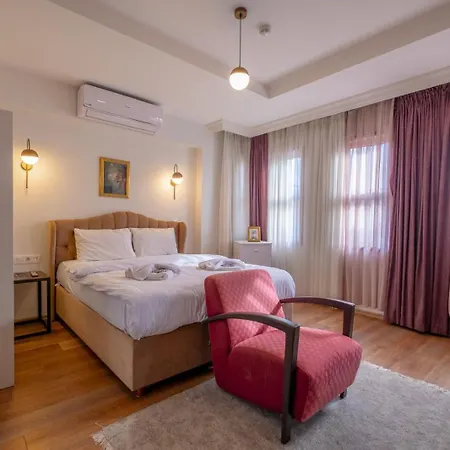 Empress Sophia Hotel Oldcity Camping