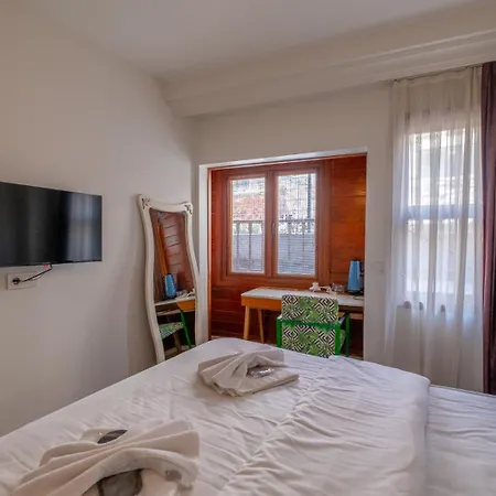 Empress Sophia Hotel Oldcity